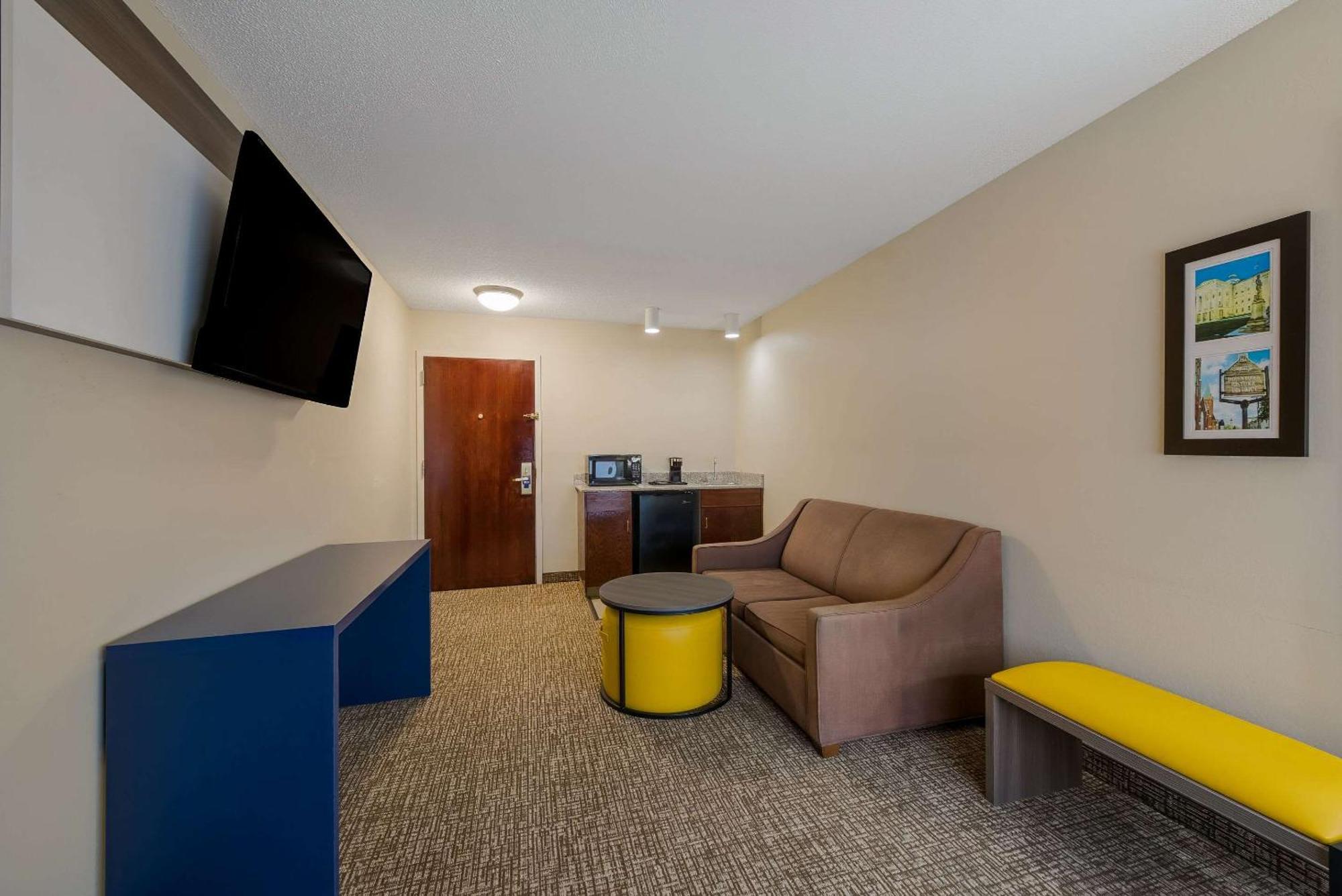 Comfort Inn Fayetteville I-95 エクステリア 写真
