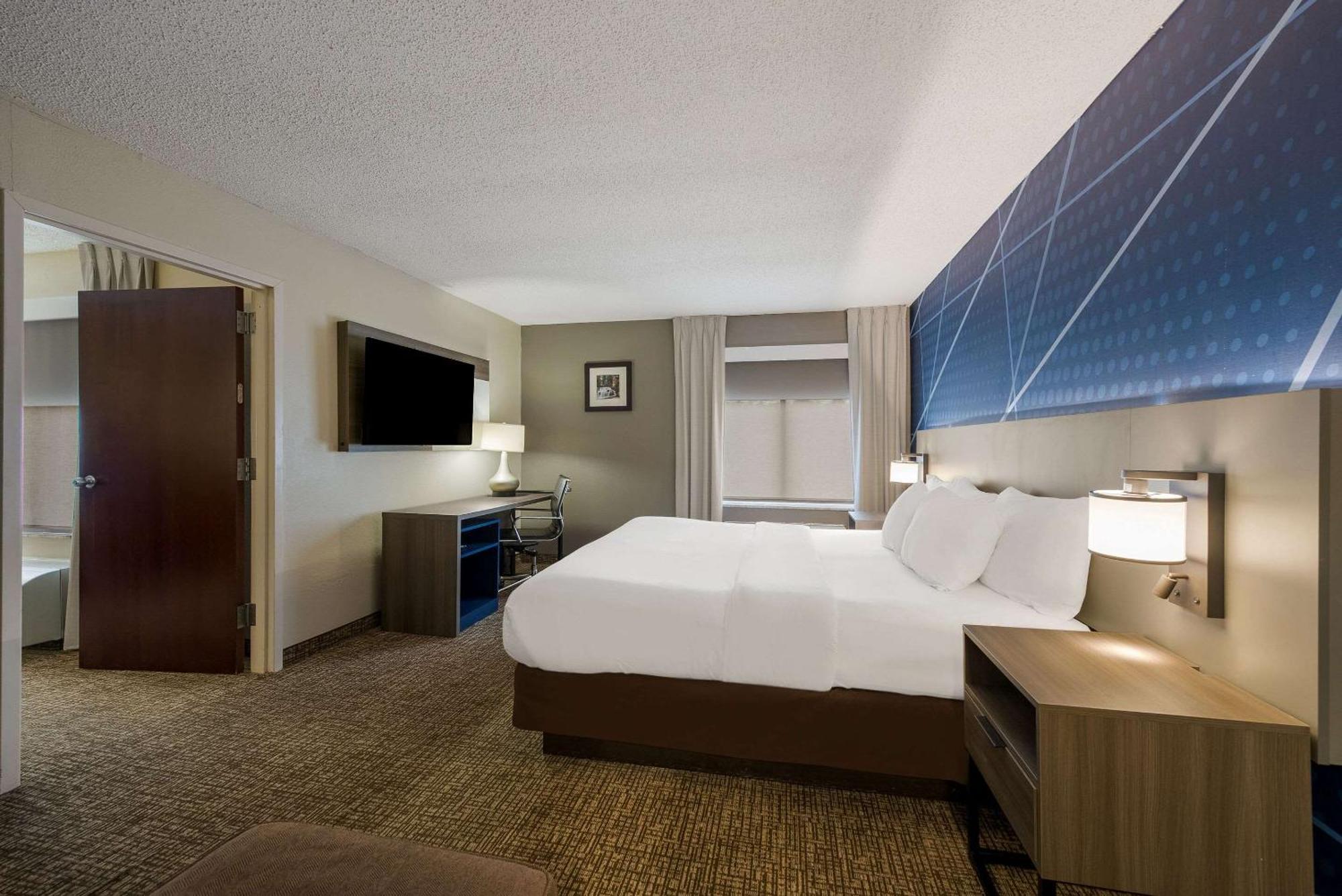 Comfort Inn Fayetteville I-95 エクステリア 写真