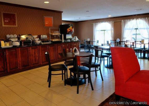 Comfort Inn Fayetteville I-95 エクステリア 写真