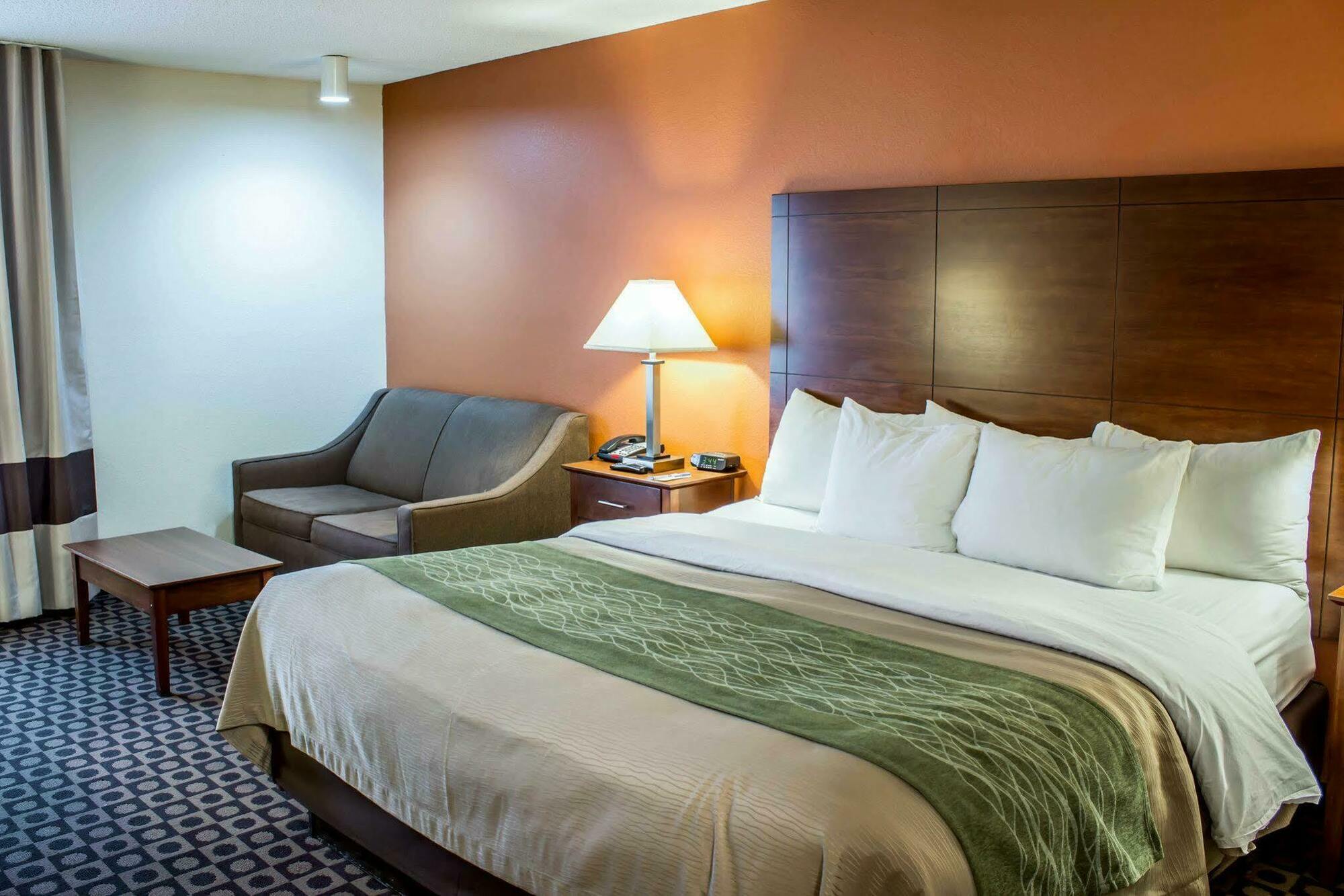 Comfort Inn Fayetteville I-95 エクステリア 写真